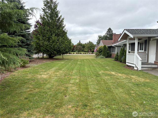 1828 Gossard Street, Enumclaw, WA 98022