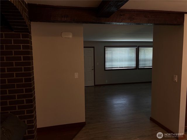 1828 Gossard Street, Enumclaw, WA 98022