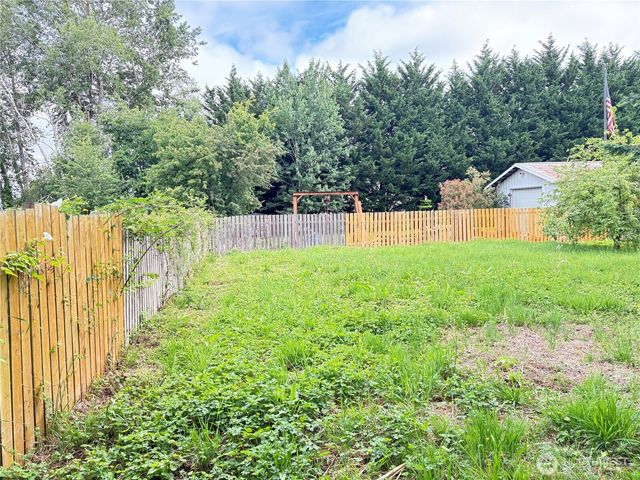 1828 Gossard Street, Enumclaw, WA 98022