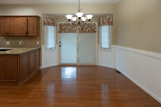 211 N Marie Street, Nixa, MO 65714