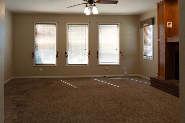 211 N Marie Street, Nixa, MO 65714