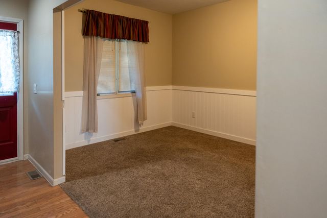 211 N Marie Street, Nixa, MO 65714