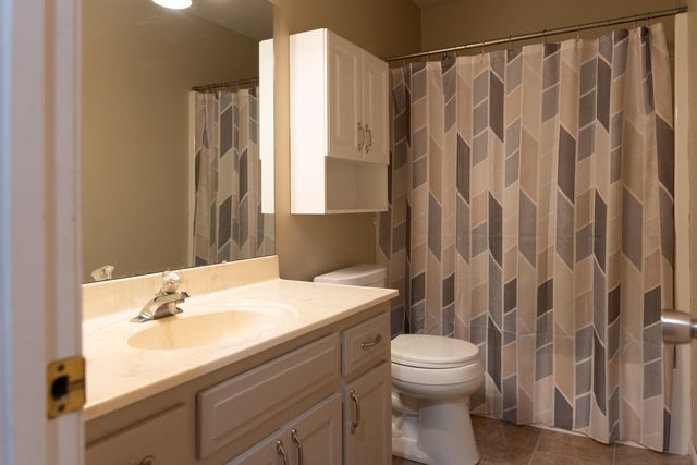 211 N Marie Street, Nixa, MO 65714