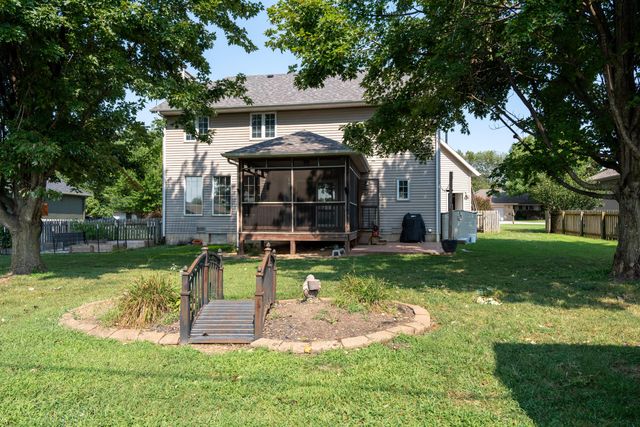 211 N Marie Street, Nixa, MO 65714