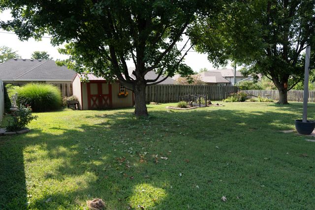 211 N Marie Street, Nixa, MO 65714