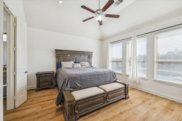 17903 Rushing Hollow Court, Tomball, TX 77377