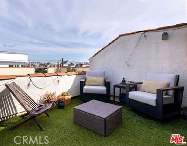 31 Spinnaker Street 15, Marina Del Rey, CA 90292