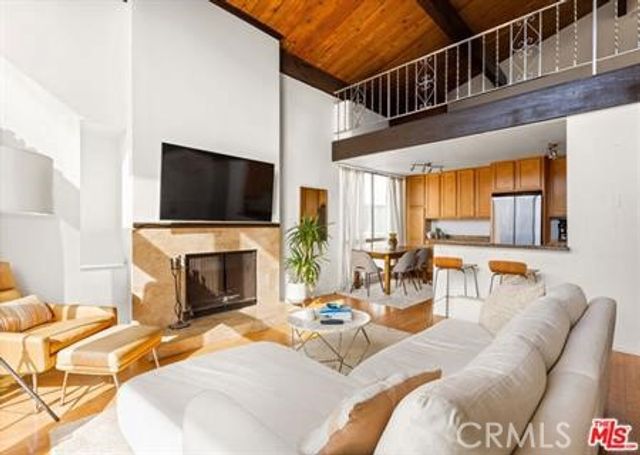 31 Spinnaker Street 15, Marina Del Rey, CA 90292