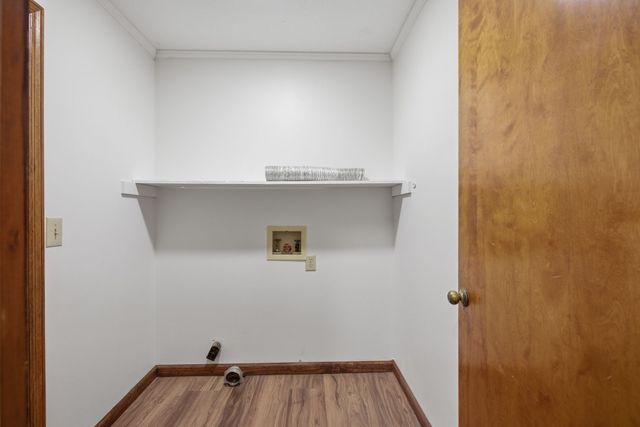 102 Parkwood Ln, Hohenwald, TN 38462