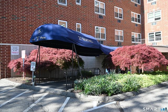 27 Northill Street 6U, Stamford, CT 06907