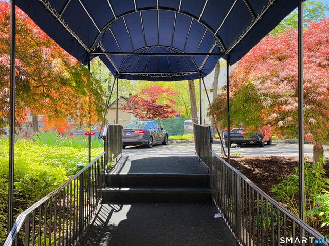27 Northill Street 6U, Stamford, CT 06907