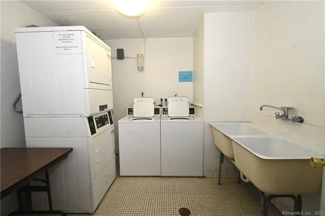 27 Northill Street 6U, Stamford, CT 06907