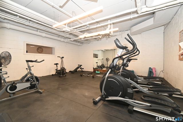 27 Northill Street 6U, Stamford, CT 06907