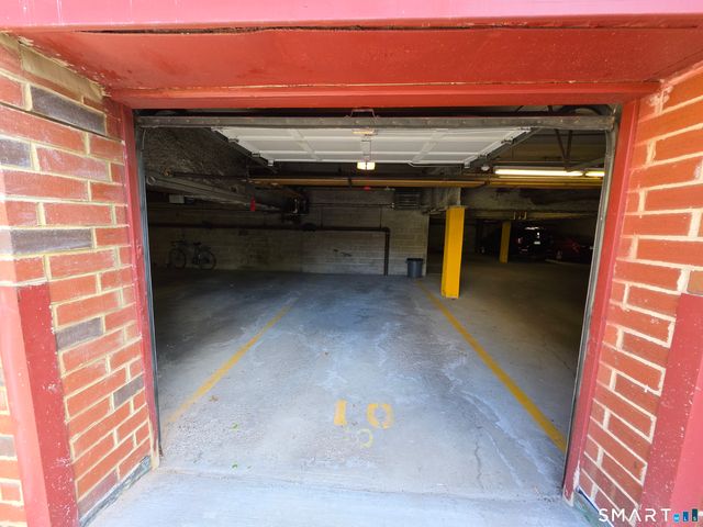 27 Northill Street 6U, Stamford, CT 06907