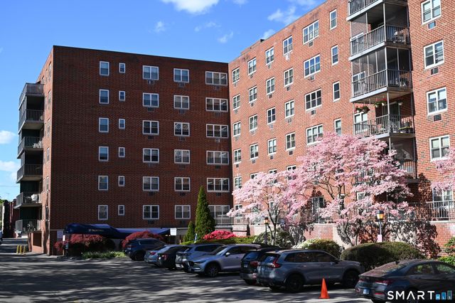 27 Northill Street 6U, Stamford, CT 06907