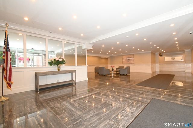 27 Northill Street 6U, Stamford, CT 06907