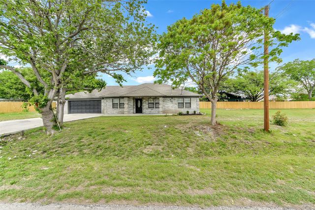 5924 Angus Drive, Fort Worth, TX 76179