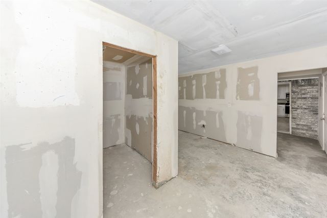 5924 Angus Drive, Fort Worth, TX 76179