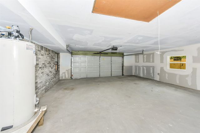 5924 Angus Drive, Fort Worth, TX 76179