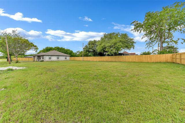 5924 Angus Drive, Fort Worth, TX 76179