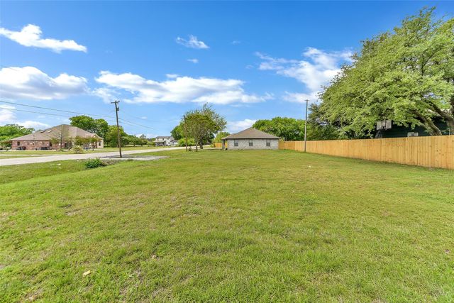 5924 Angus Drive, Fort Worth, TX 76179