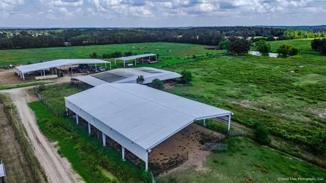 1954 E Fm 1375 Road E, Huntsville, TX 77340