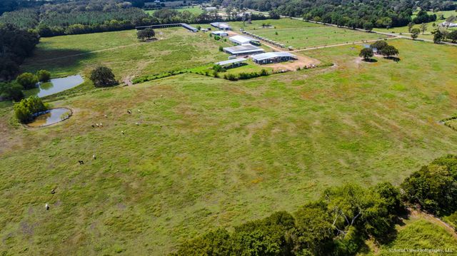 1954 E Fm 1375 Road E, Huntsville, TX 77340