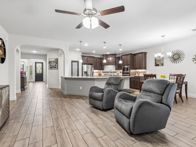 985 E Villas Court, Lewisville, TX 75067