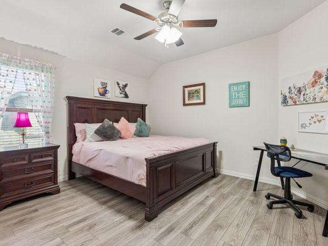 985 E Villas Court, Lewisville, TX 75067