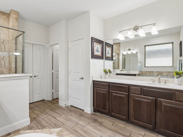 985 E Villas Court, Lewisville, TX 75067