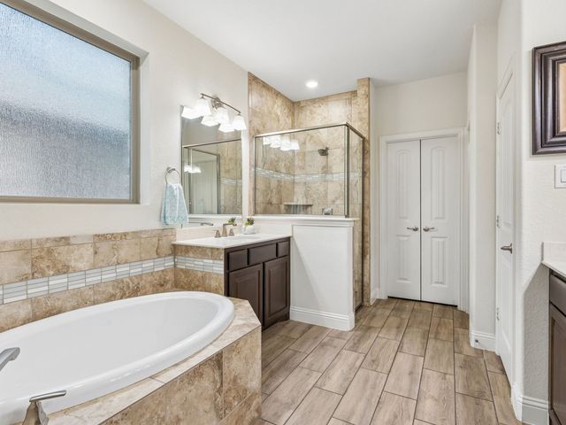 985 E Villas Court, Lewisville, TX 75067