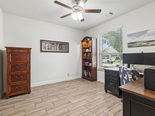985 E Villas Court, Lewisville, TX 75067