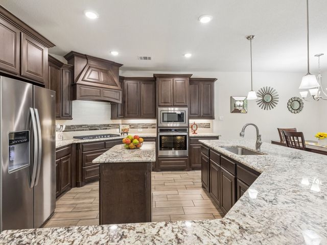 985 E Villas Court, Lewisville, TX 75067