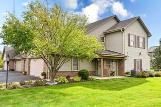 W170N5582 Ridgewood DRIVE, Menomonee Falls, WI 53051