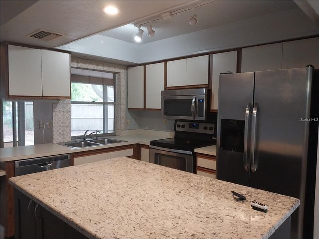 3962 BASSWOOD DRIVE, Sarasota, FL 34232