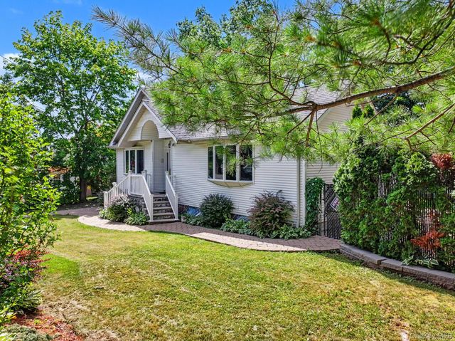42 Highview Avenue, Orangeburg, NY 10962