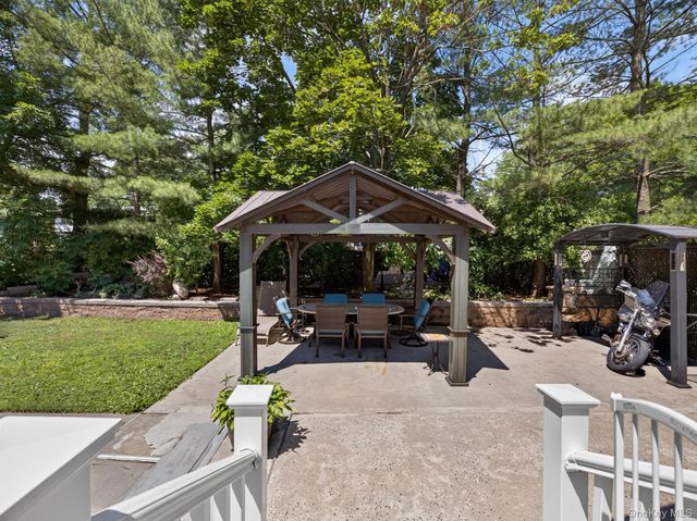 42 Highview Avenue, Orangeburg, NY 10962