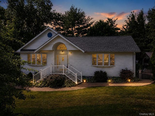 42 Highview Avenue, Orangeburg, NY 10962