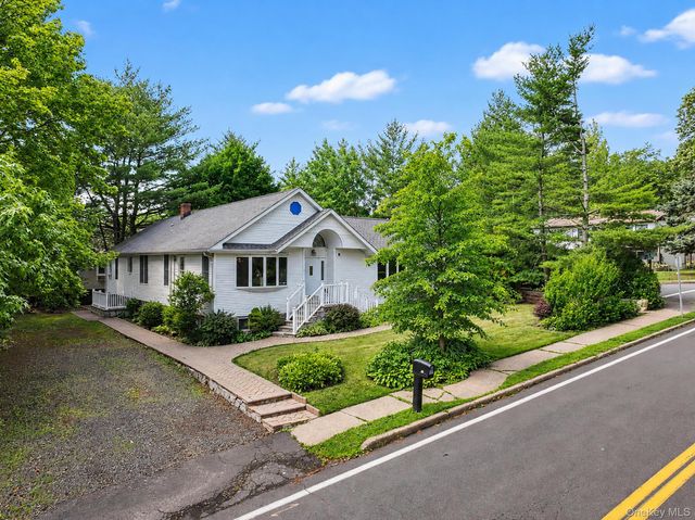42 Highview Avenue, Orangeburg, NY 10962