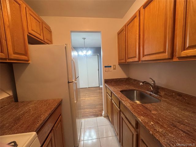 108-49 63rd Avenue 2C, Forest Hills, NY 11375