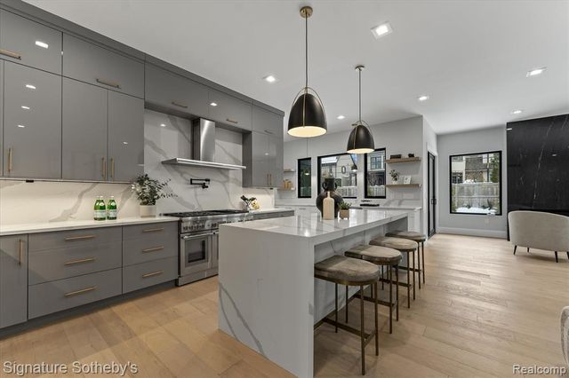 1541 Shipman Boulevard, Birmingham, MI 48009