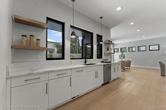 1541 Shipman Boulevard, Birmingham, MI 48009