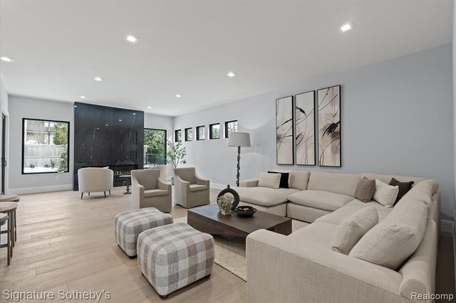 1541 Shipman Boulevard, Birmingham, MI 48009