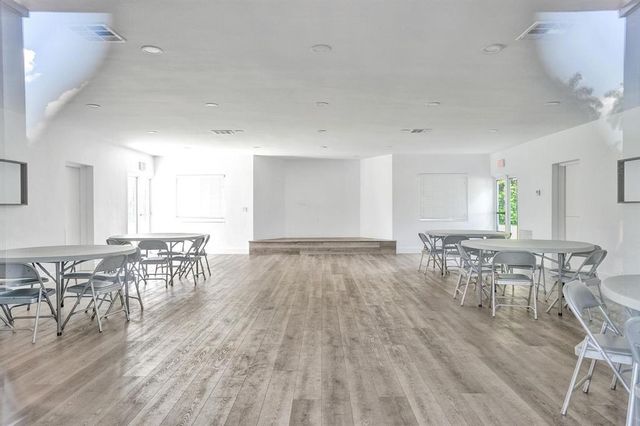 7521 SW 1st Street, Plantation, FL 33317
