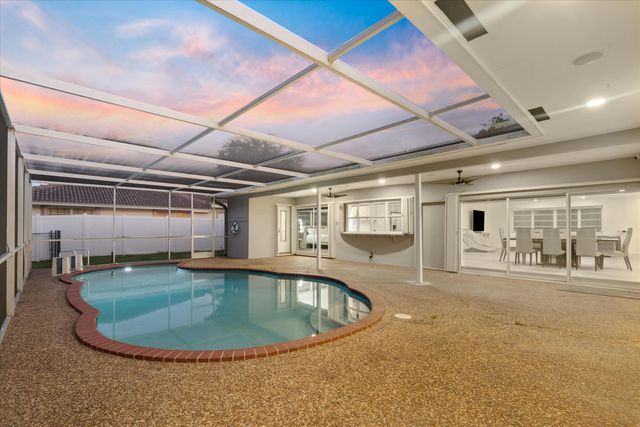 7521 SW 1st Street, Plantation, FL 33317