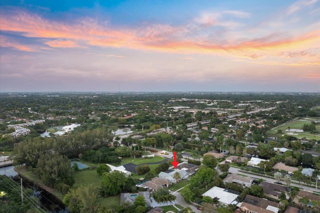 7521 SW 1st Street, Plantation, FL 33317