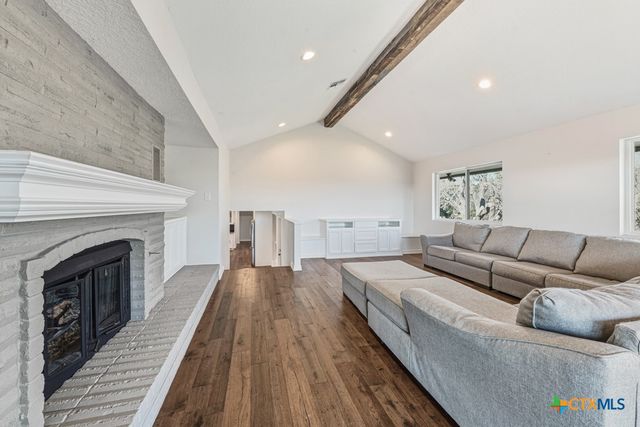 21 Royal Crest, New Braunfels, TX 78130