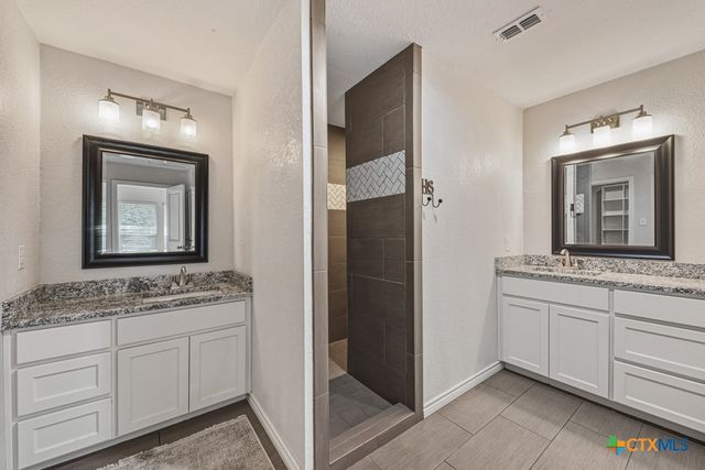 21 Royal Crest, New Braunfels, TX 78130