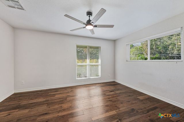 21 Royal Crest, New Braunfels, TX 78130