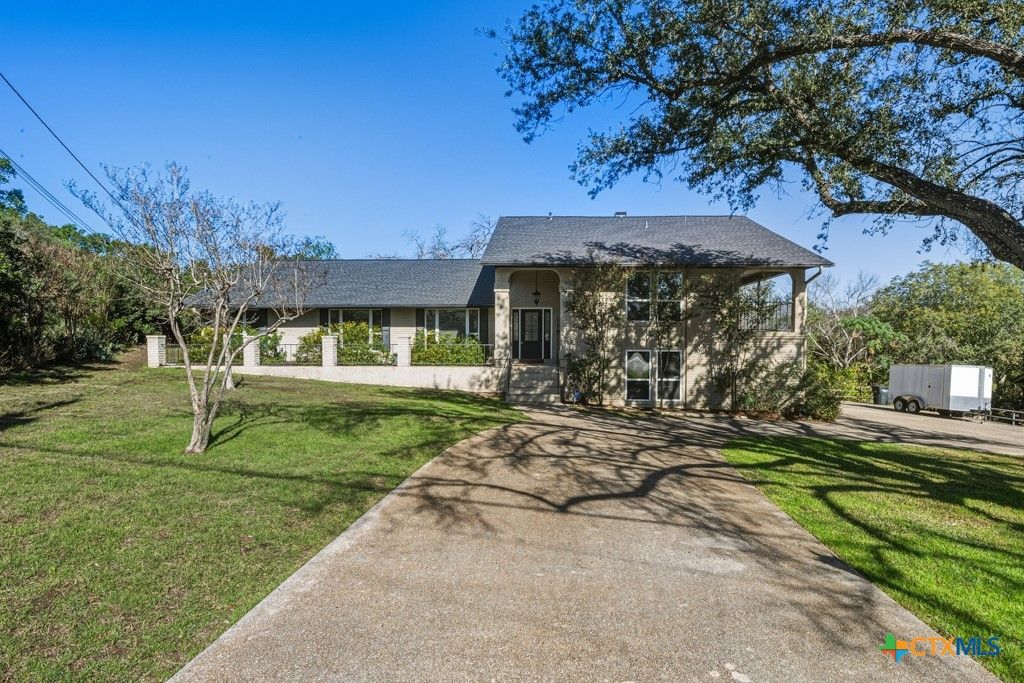 21 Royal Crest, New Braunfels, TX 78130